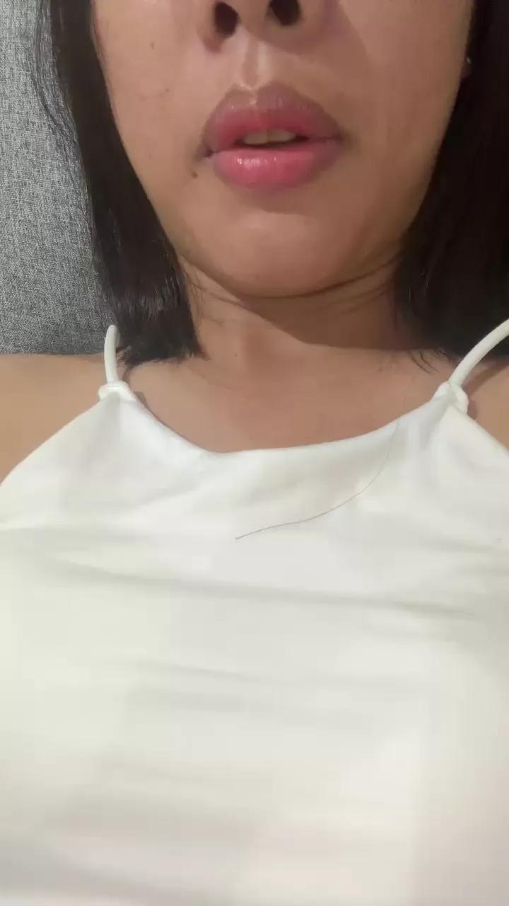 RessyTherstii on Cam4 
