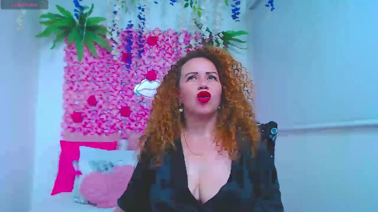 Risitos_De_0ro_ on Cam4 