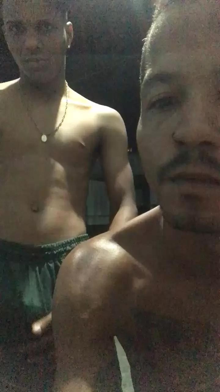 rodrigohot31 on Cam4 