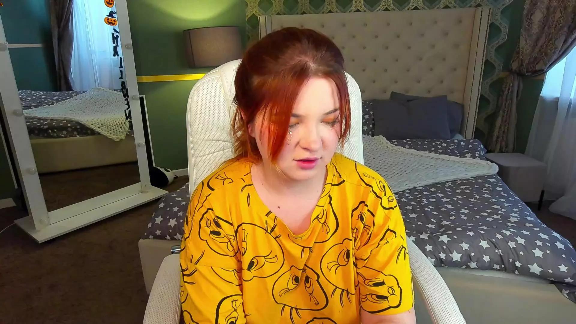 RoseMonroee on Cam4 
