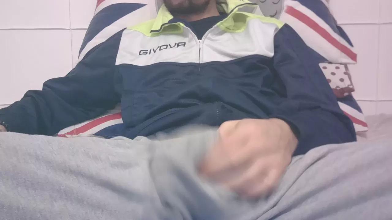 Roshy7 on Cam4 