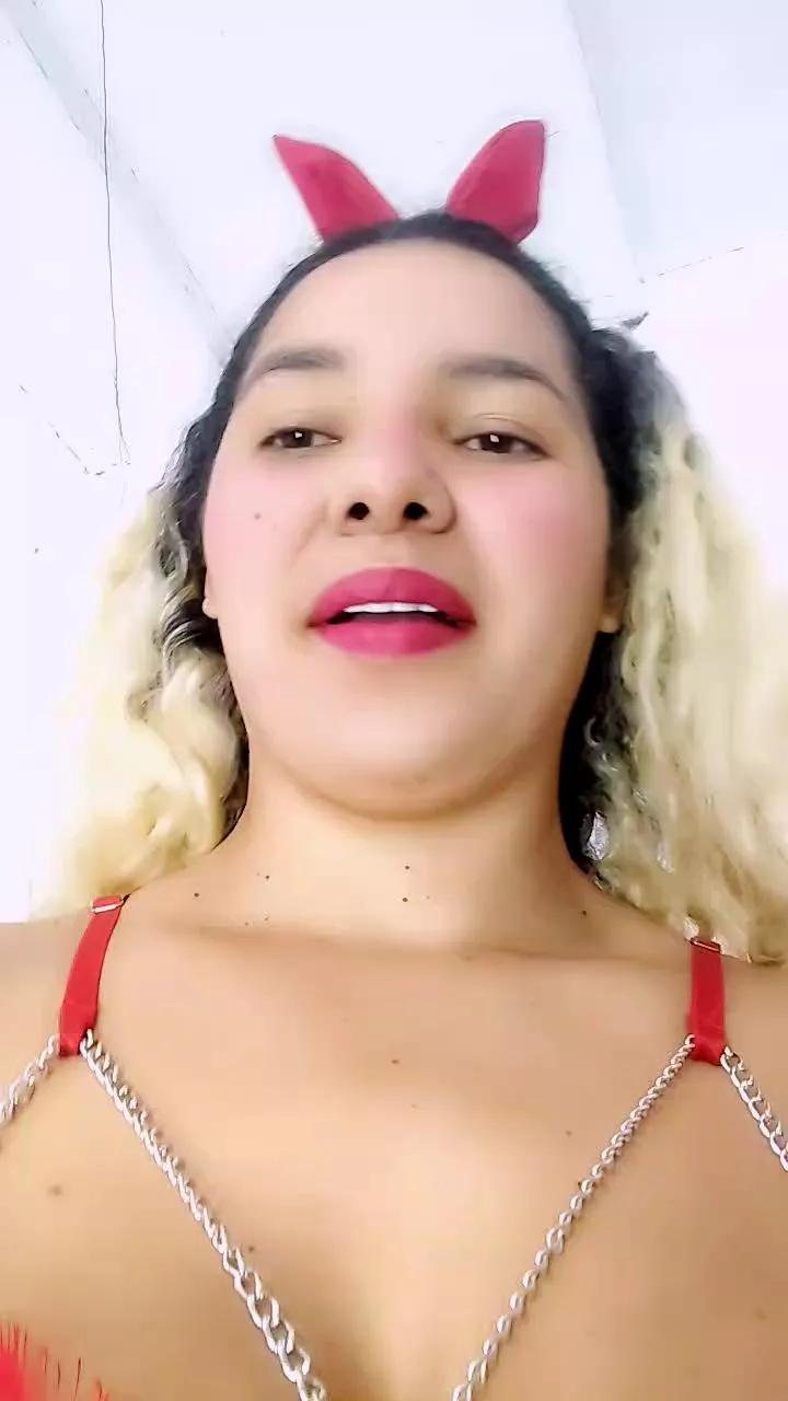 Rossita_Golden1 on Cam4 