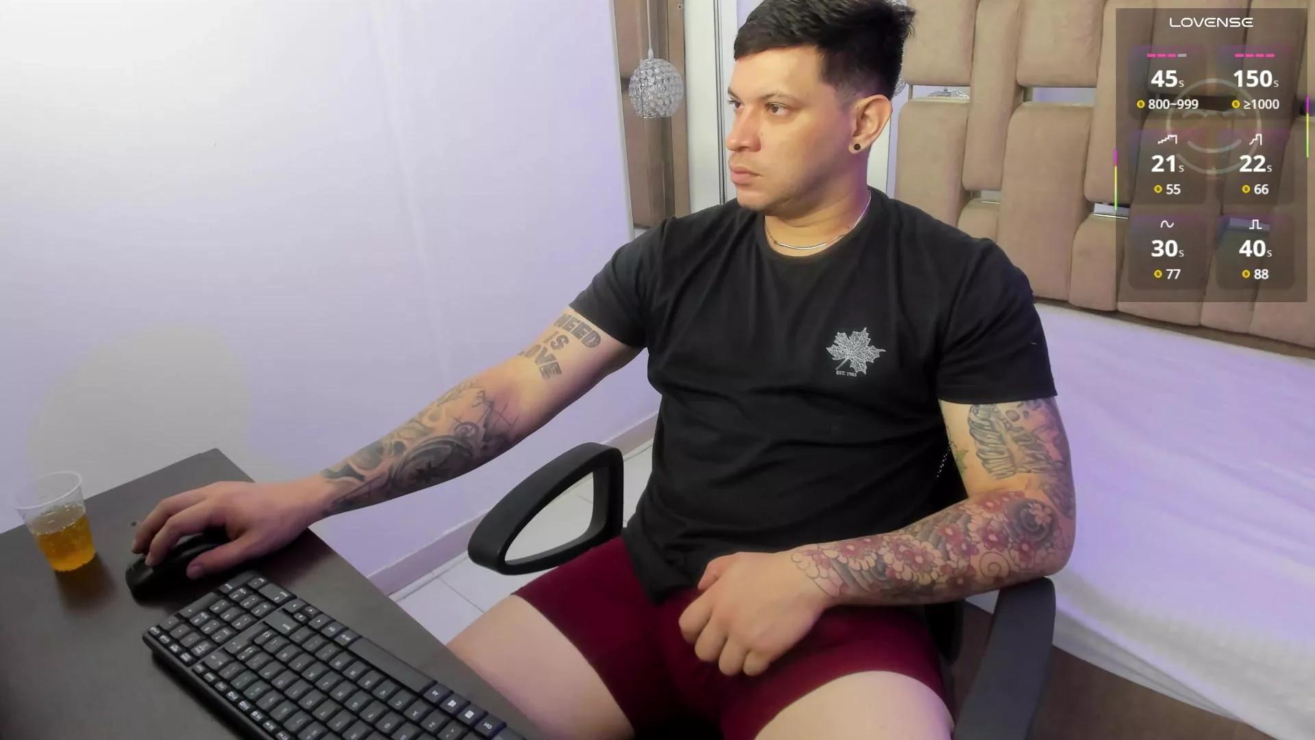 Ryden_ on Cam4 