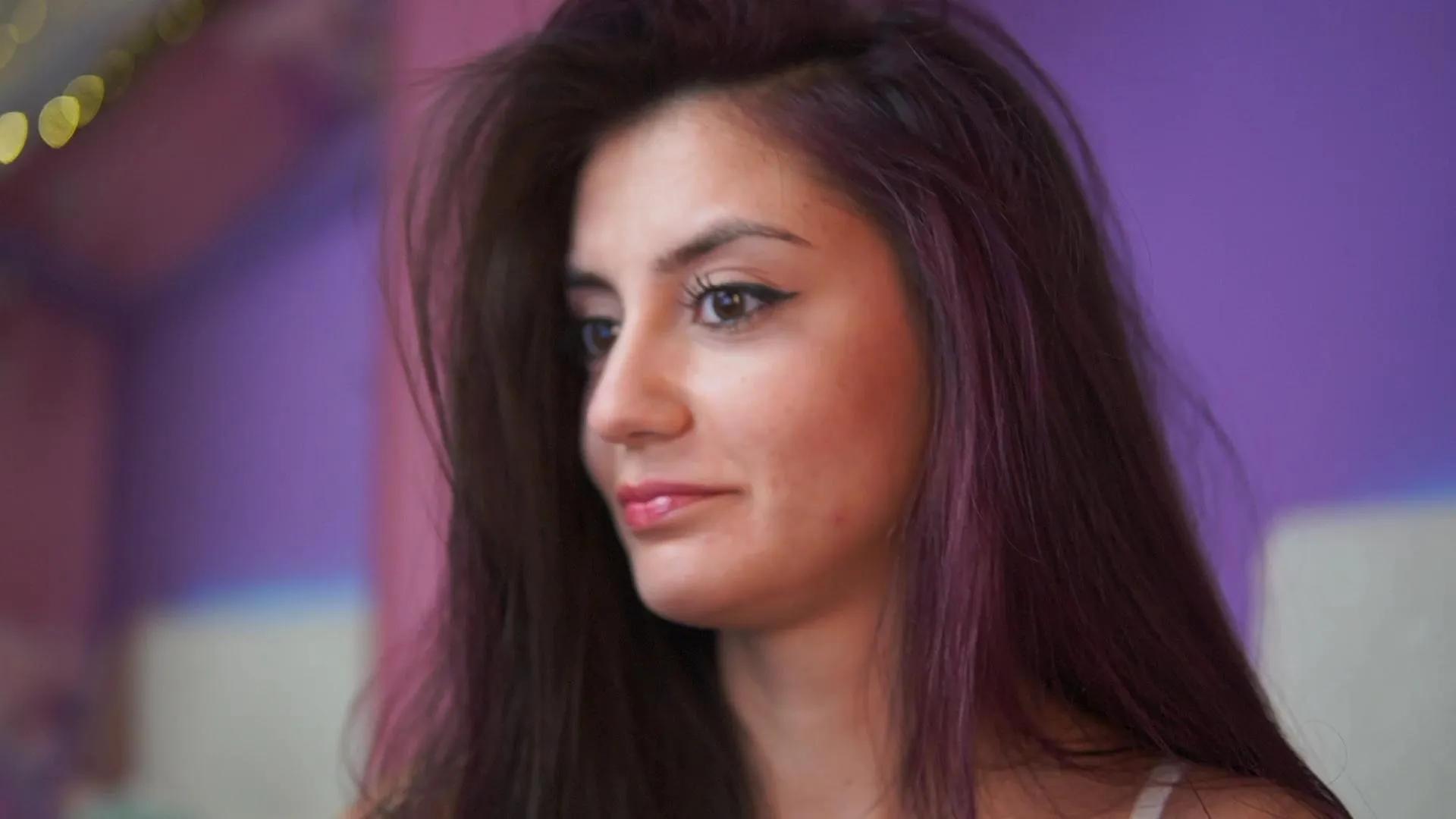Offline SabrinaHope on Cam4