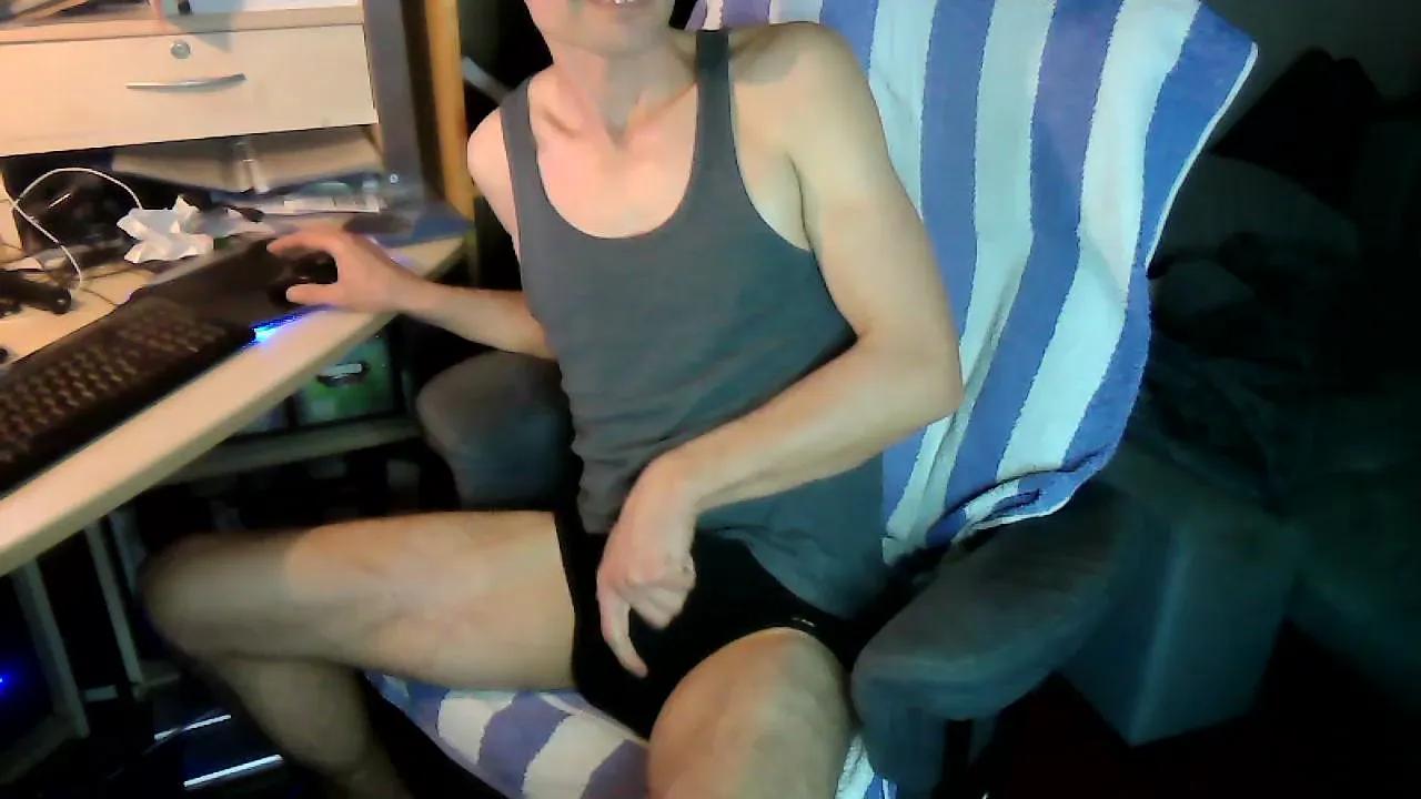 Offline sachsenboy6 on Cam4