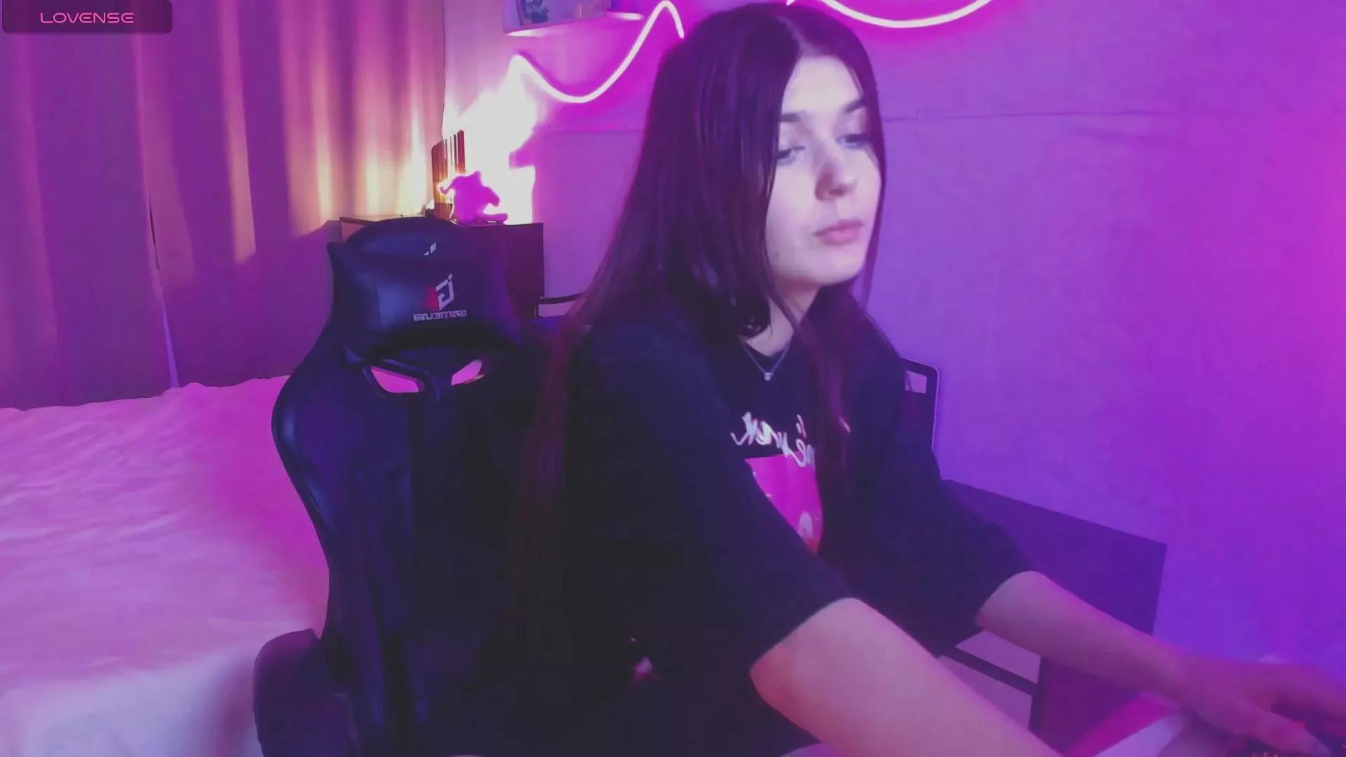 SapphireSiren on Cam4 