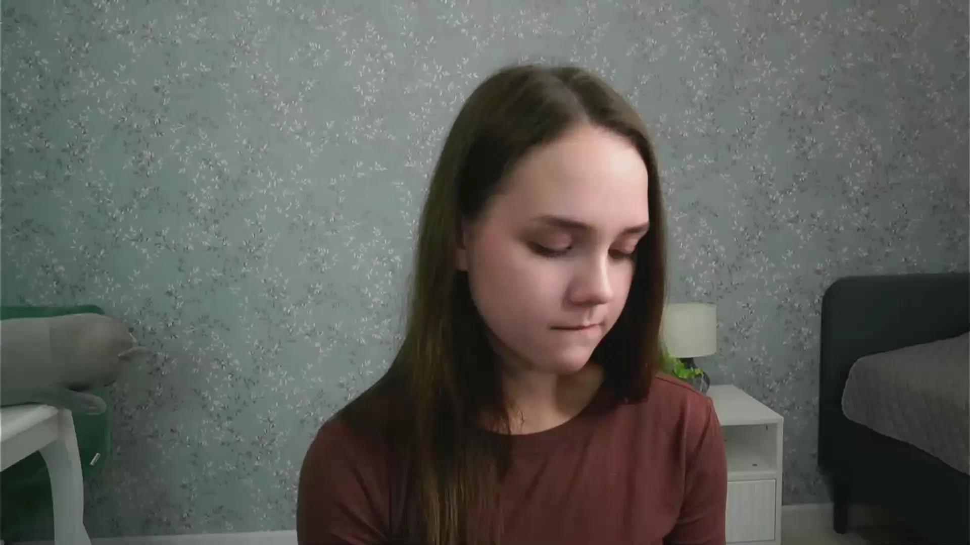 Offline Sara_cutie on Cam4