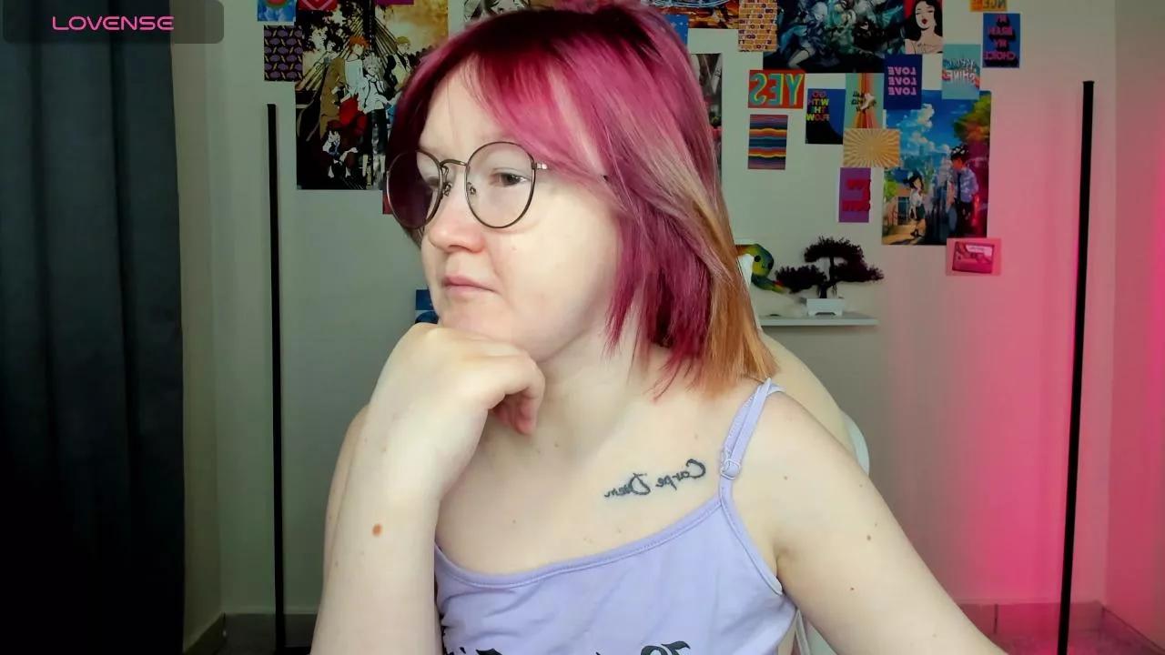 Sara_Moor on Cam4 