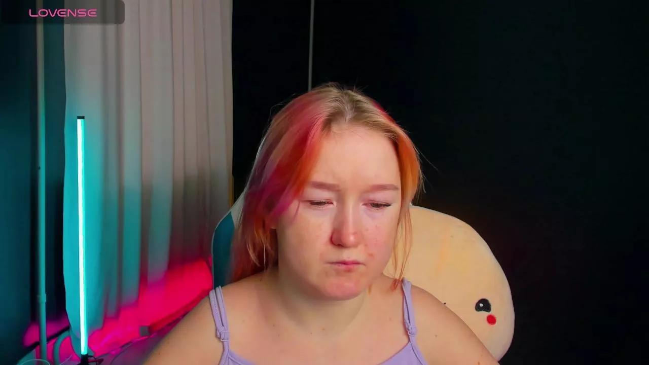 Sara_Moor on Cam4 