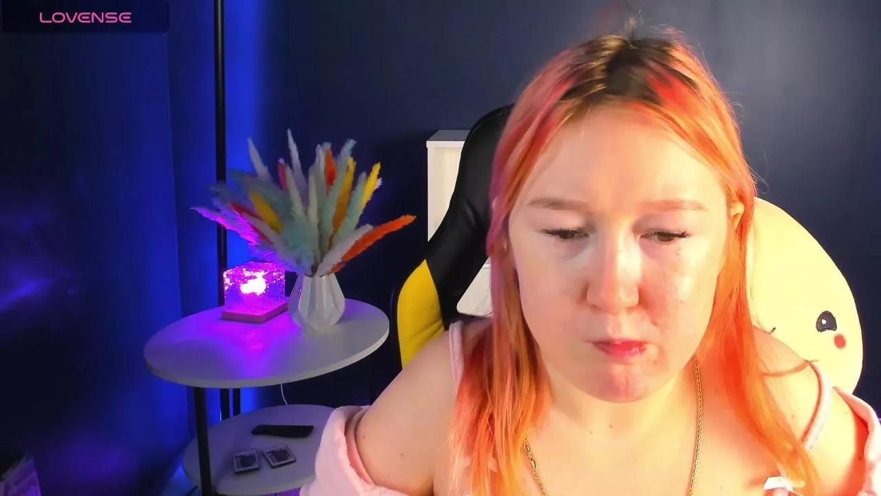 Sara_Moor on Cam4 