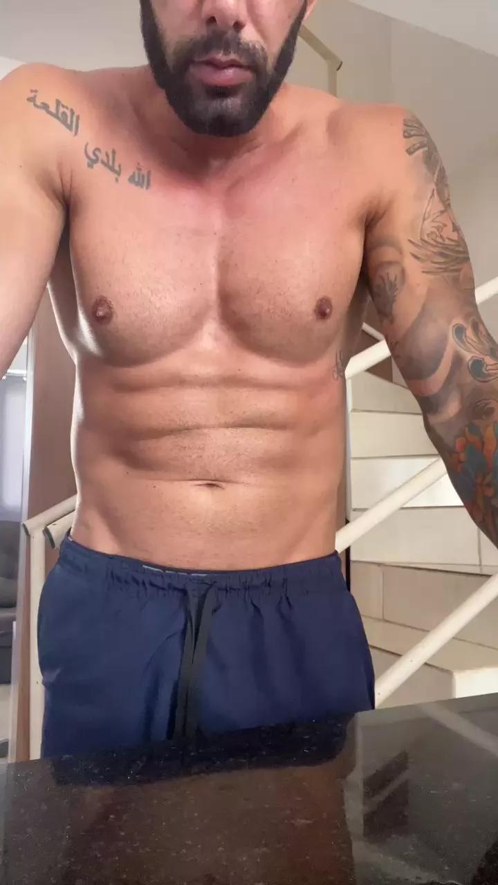 Saradoalto23 on Cam4 