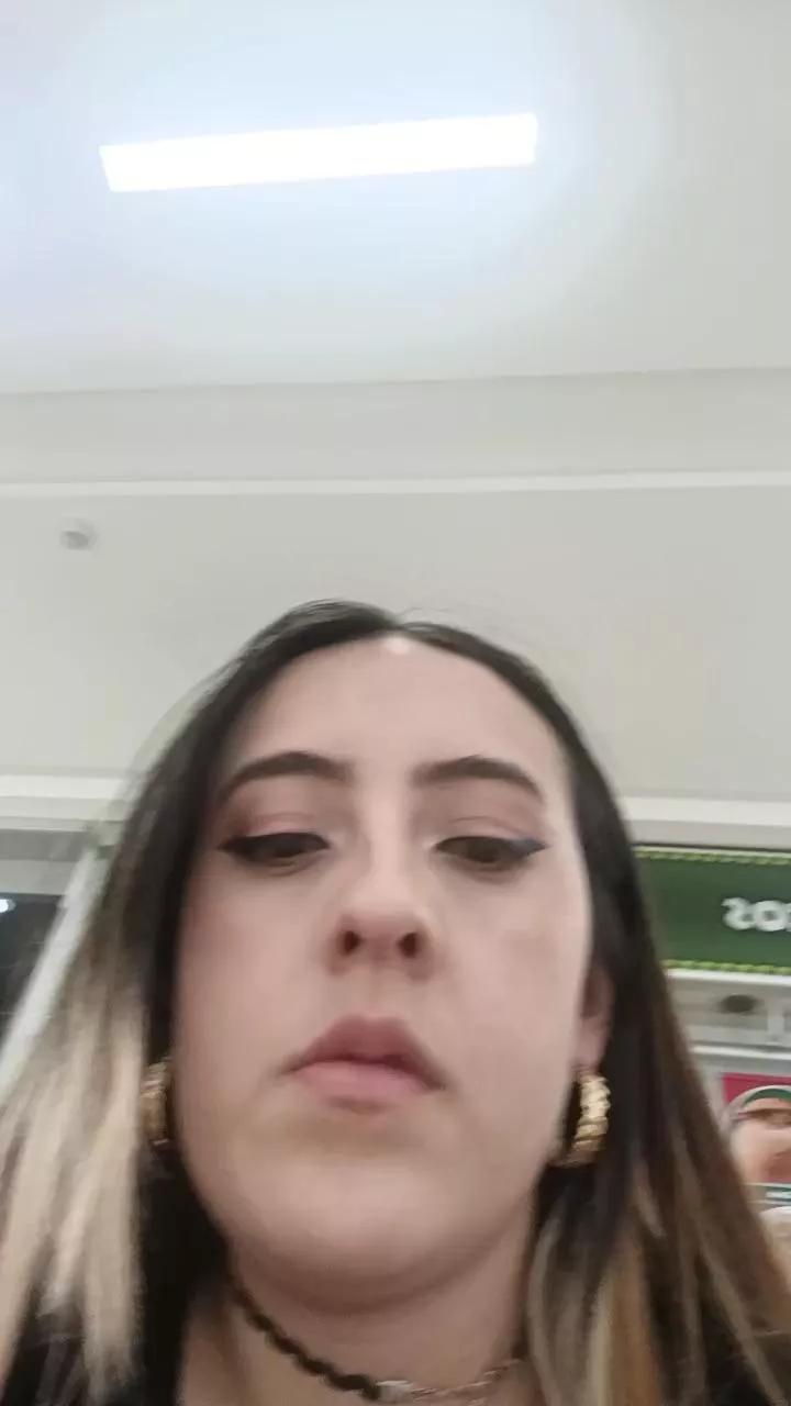 SarahRusso on Cam4 