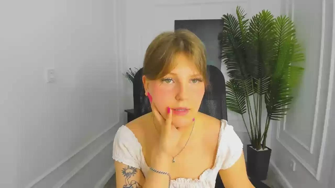 SaraMayere on Cam4 