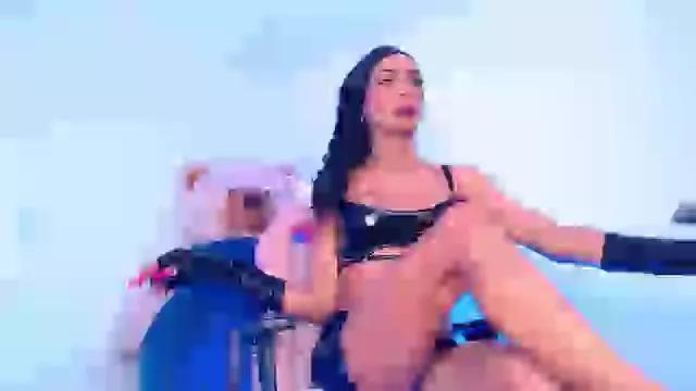 sasha_21cm_ on Cam4 