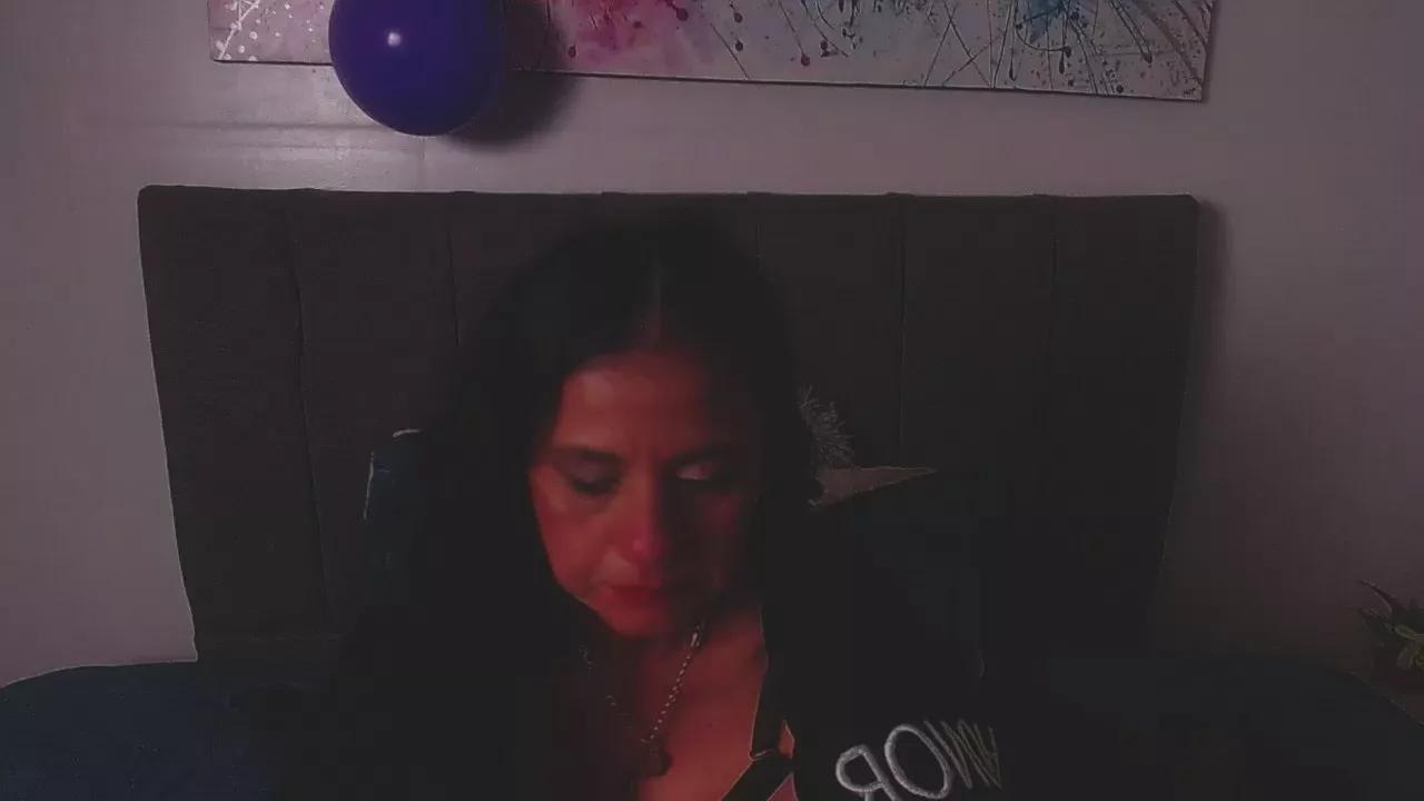 sasi_luna on Cam4 