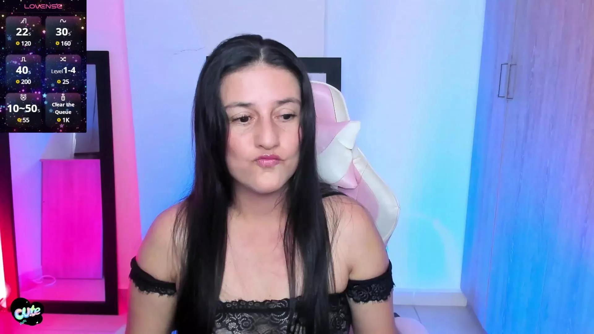 Saskyaa on Cam4 