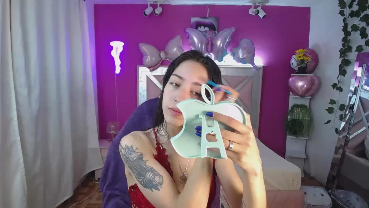 Scarllett_BDSM on Cam4 