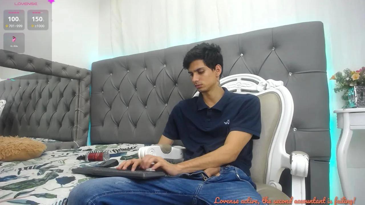 Offline Sebalexis7 on Cam4