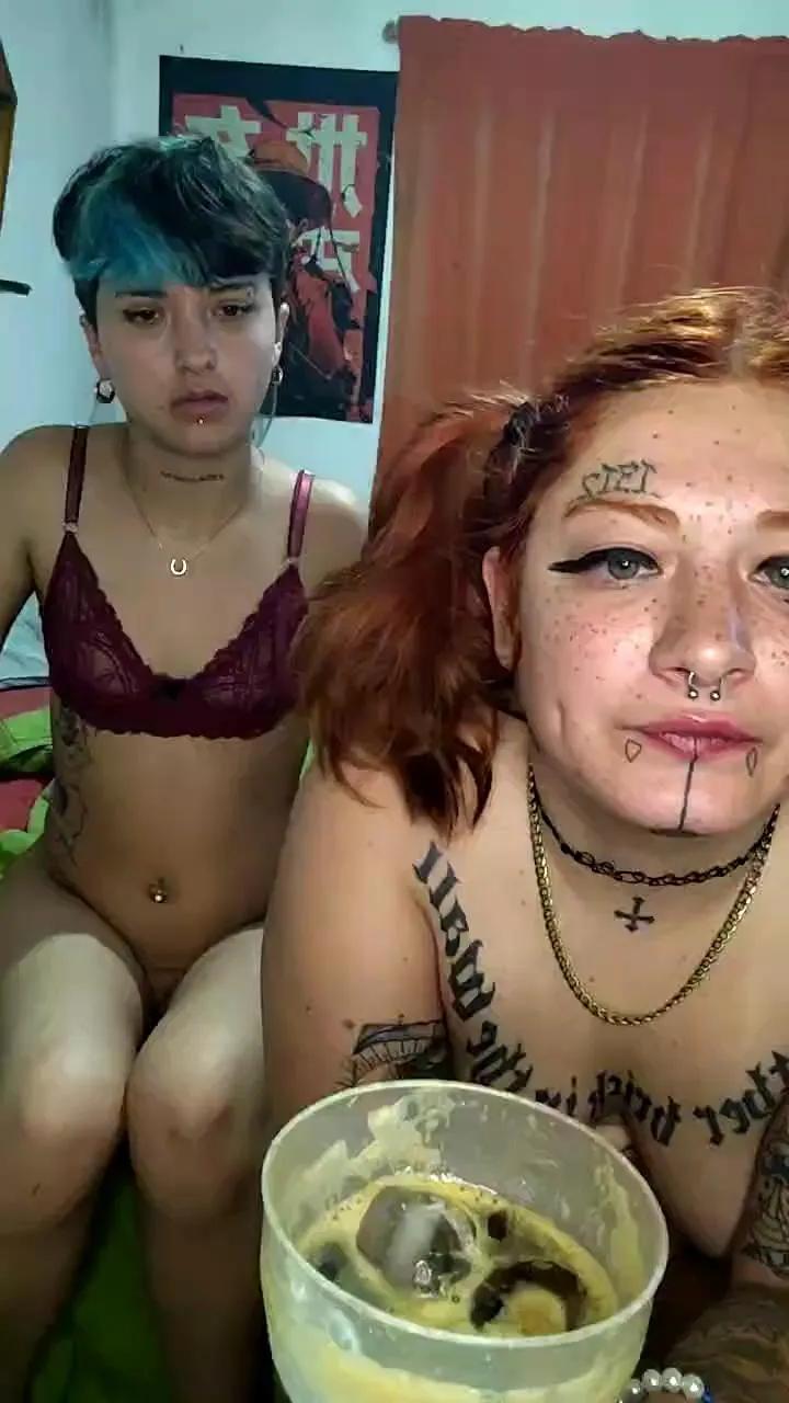 Sexxyymom on Cam4 
