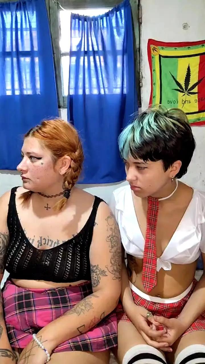 Sexxyymom on Cam4 