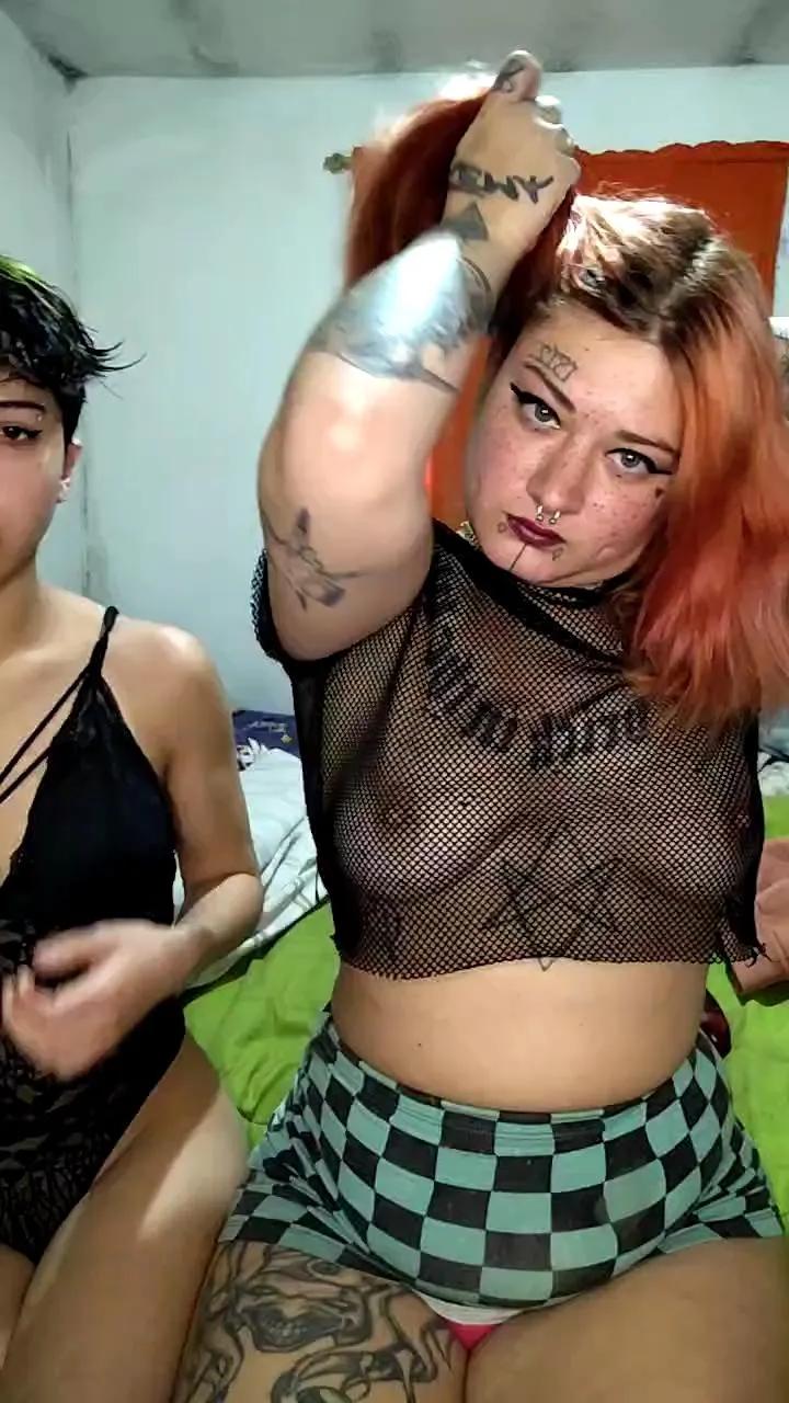 Sexxyymom on Cam4 