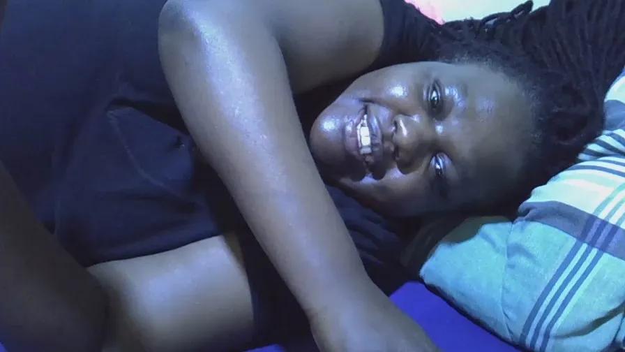 Offline sexy_ebony254 on Cam4