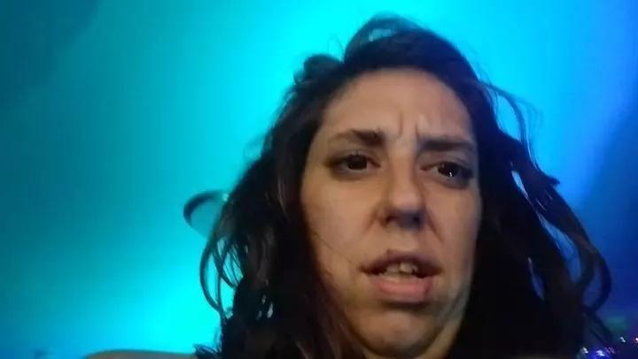 Offline SexyDEE1993 on Cam4