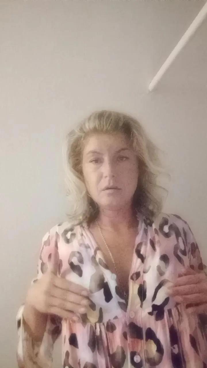 sexyhotDom on Cam4