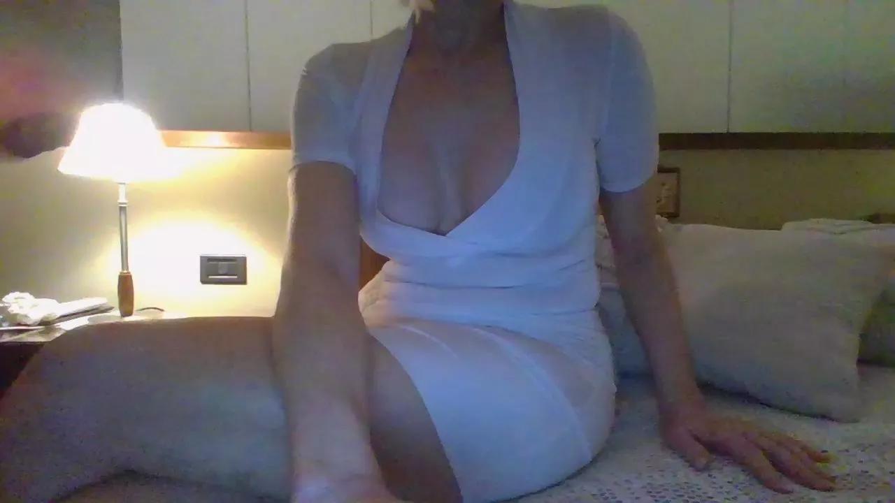 sexyladyp on Cam4 
