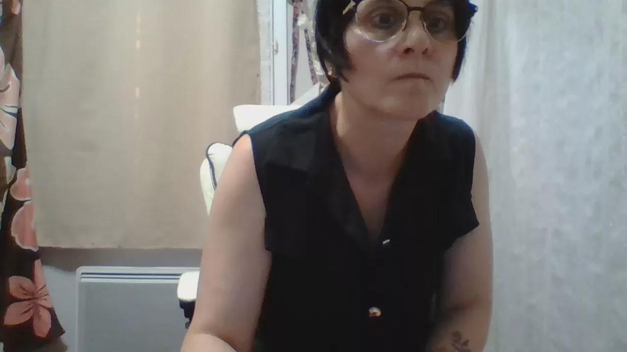 sissidanse41 on Cam4 