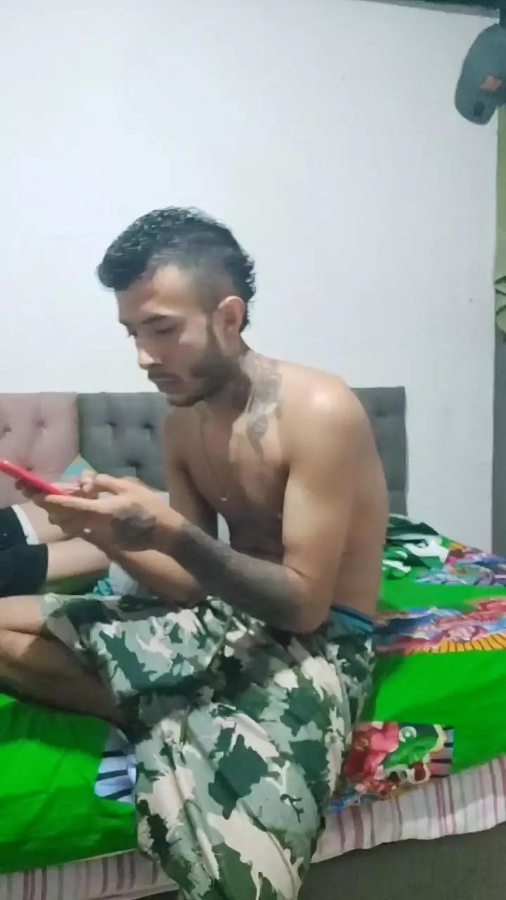 Smoketop on Cam4 
