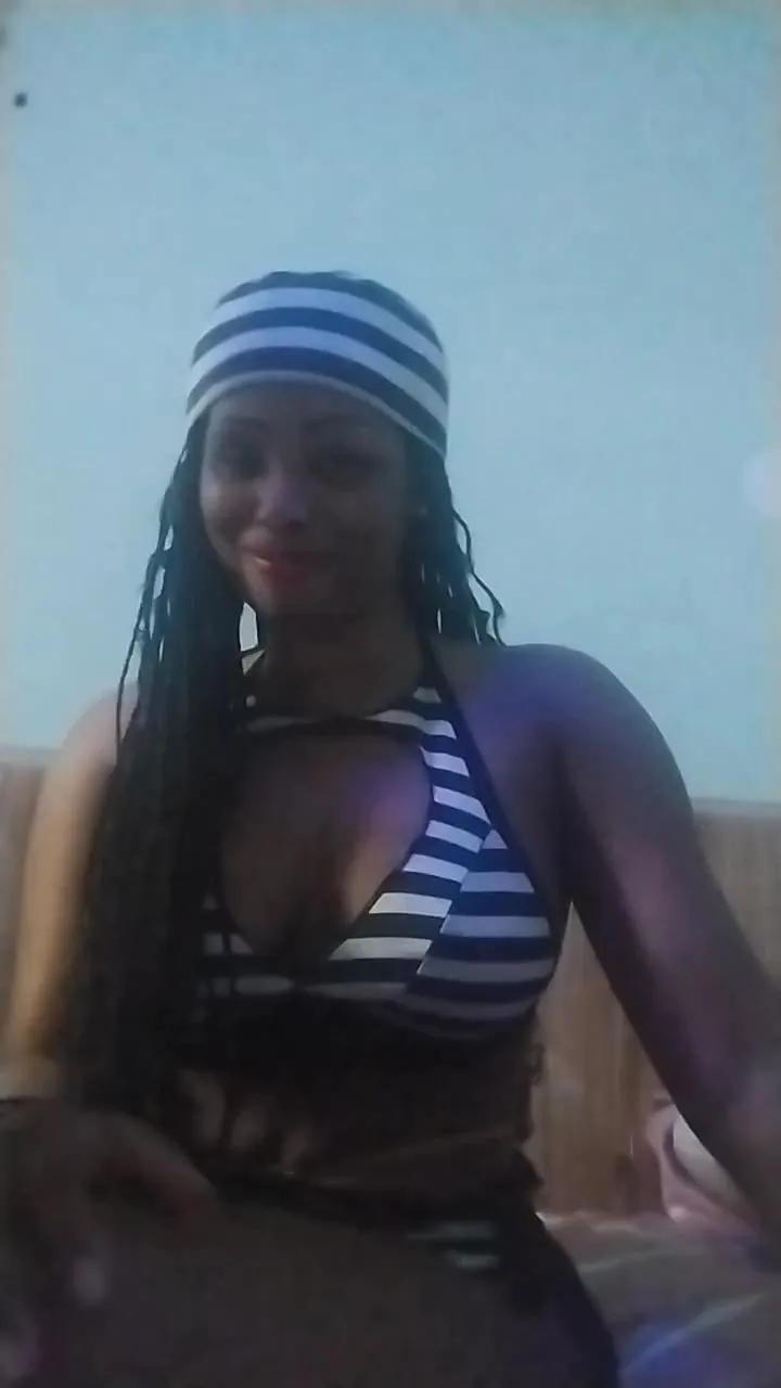 Solanyi23 on Cam4