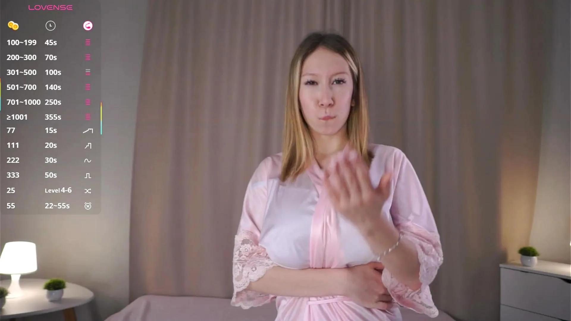 Offline SolChicoine on Cam4