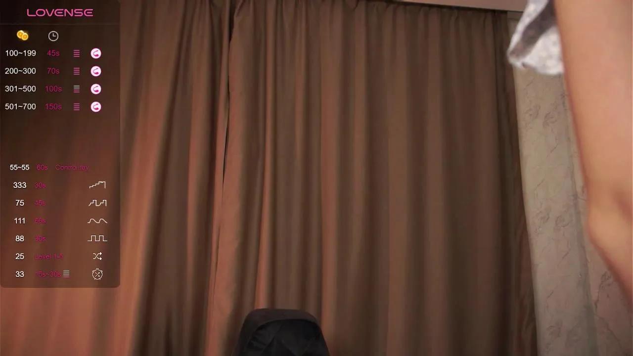 Offline SolChicoine on Cam4