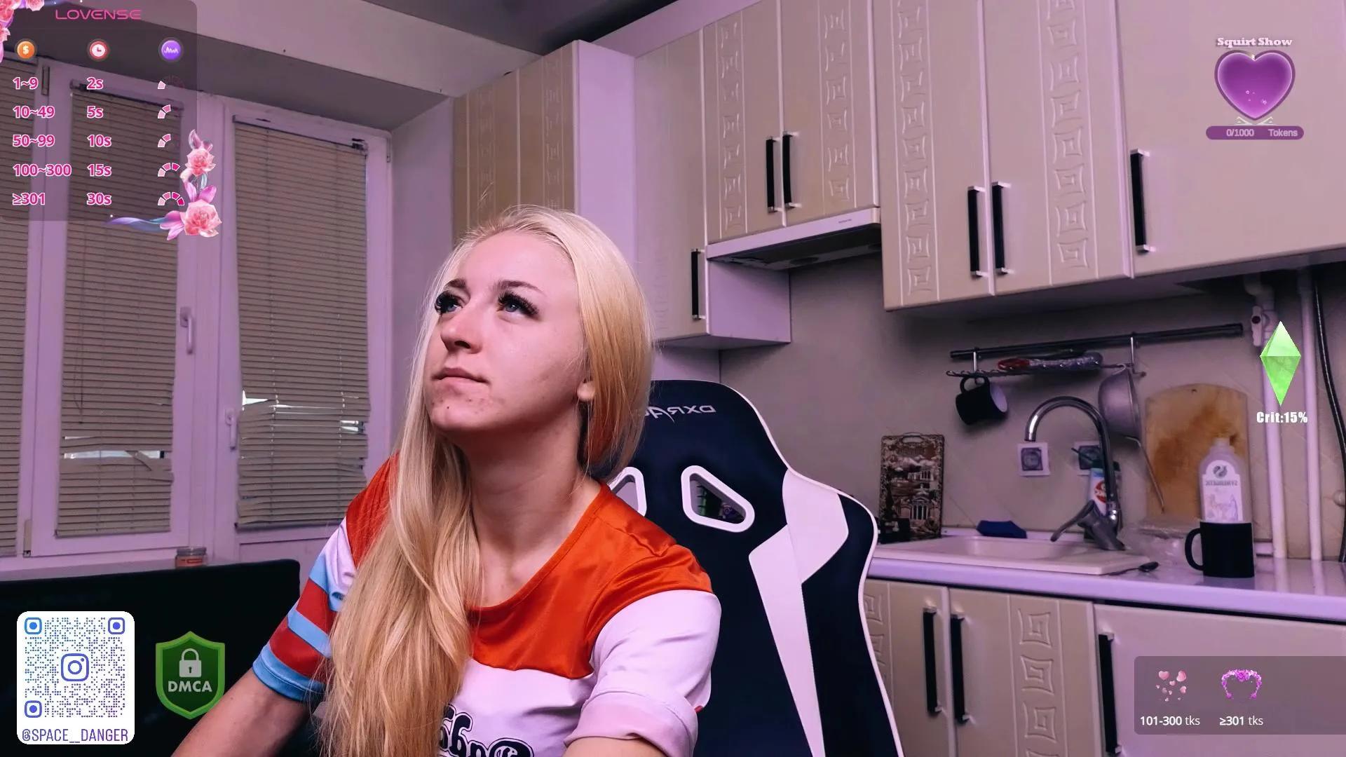 Offline space_danger on Cam4