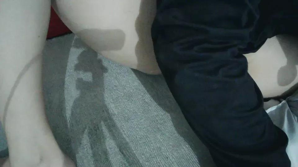 Offline SubEmma on Cam4
