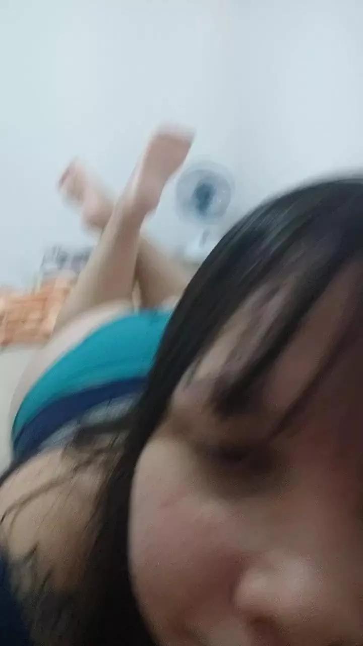 succulolli on Cam4 