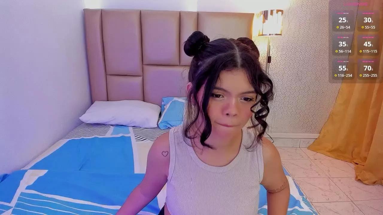 SunnieCute_ on Cam4 