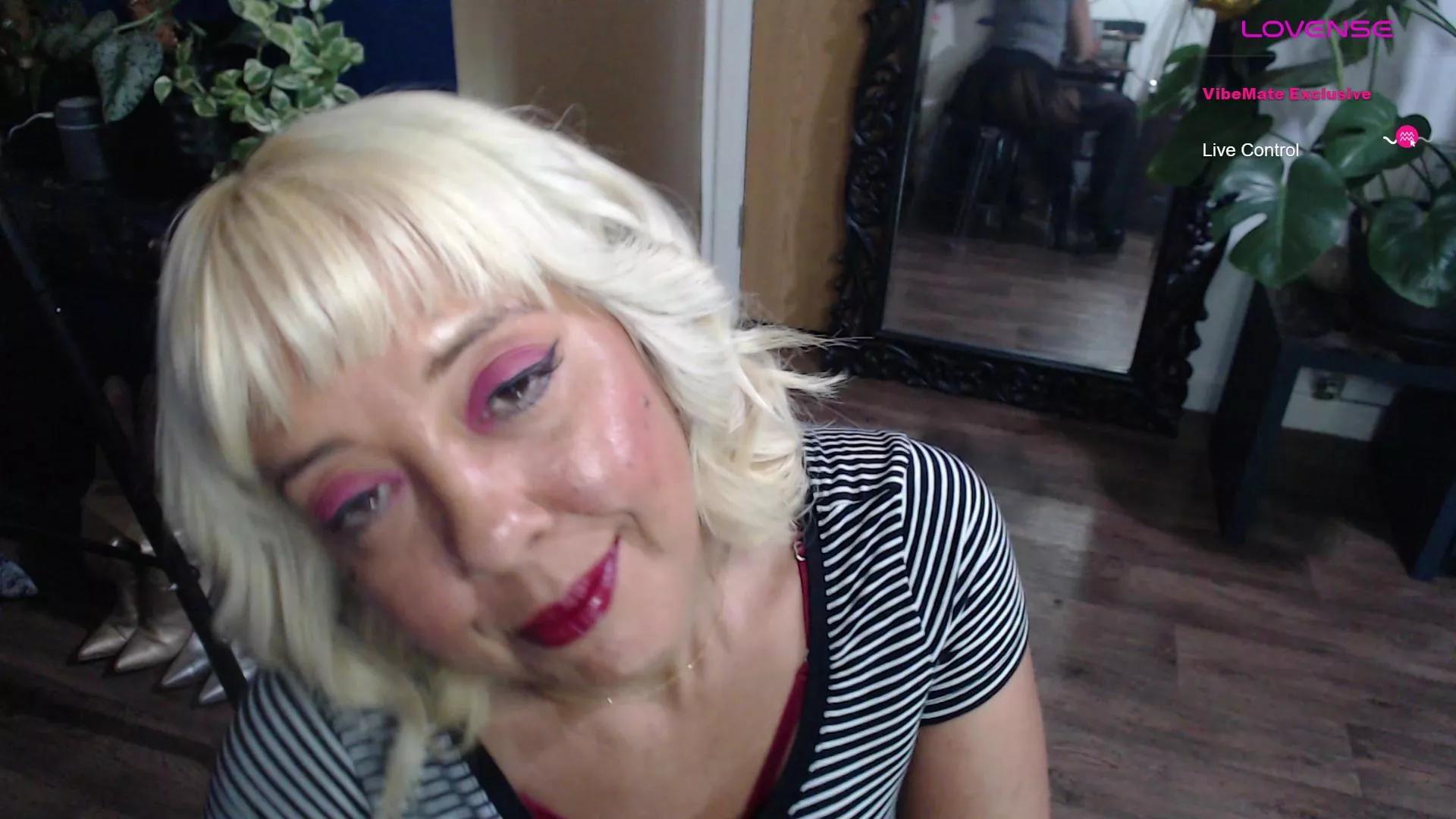 SunniKnight on Cam4 