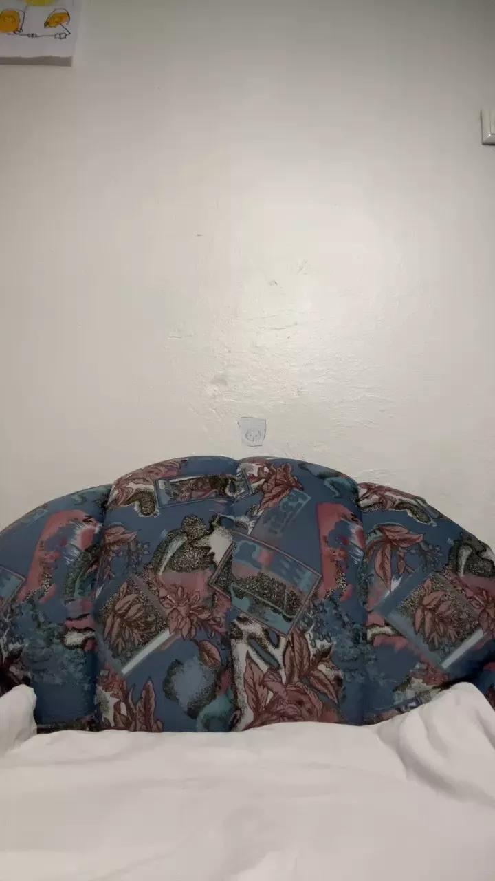 sunnycouple8391 on Cam4 