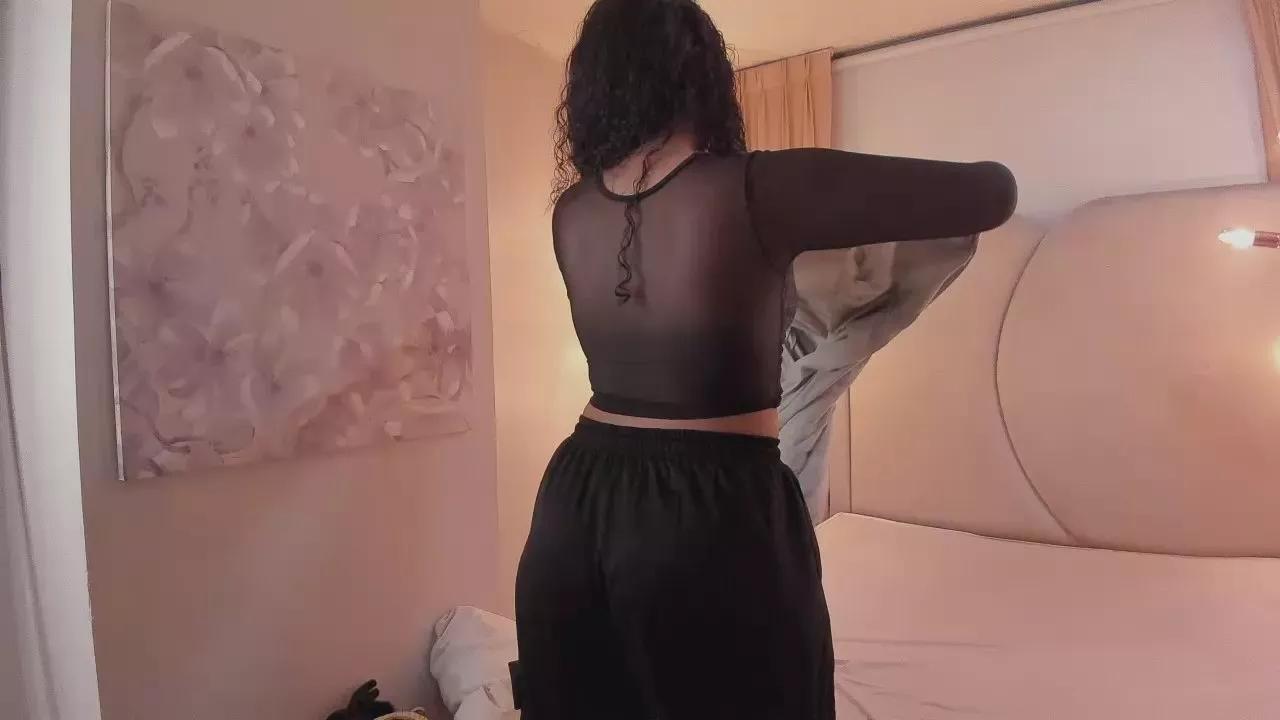 Sweet_Lucy_ on Cam4 