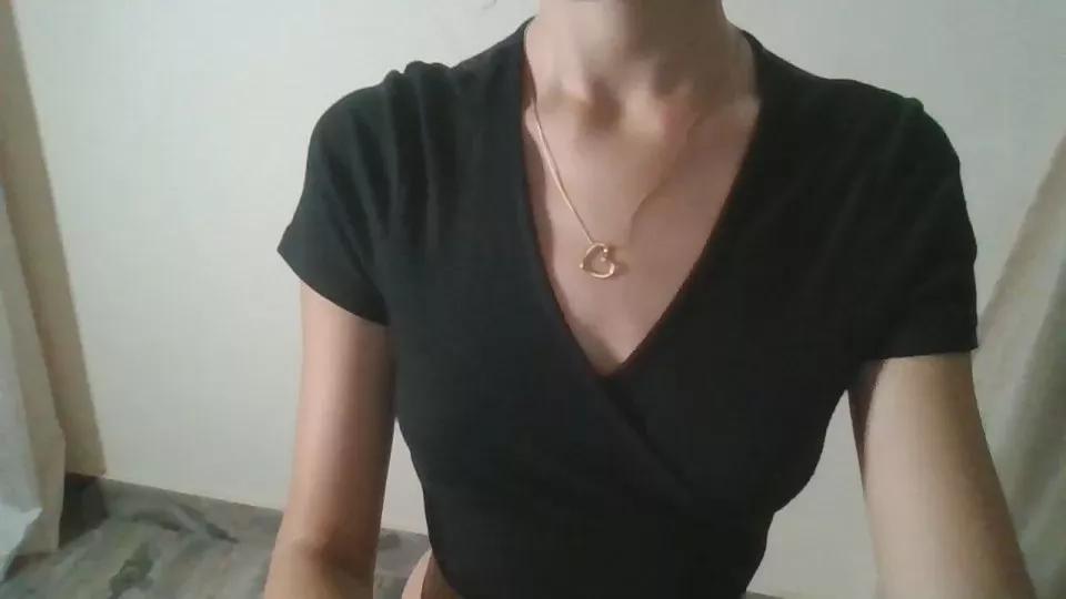 sweet_mia_love on Cam4 