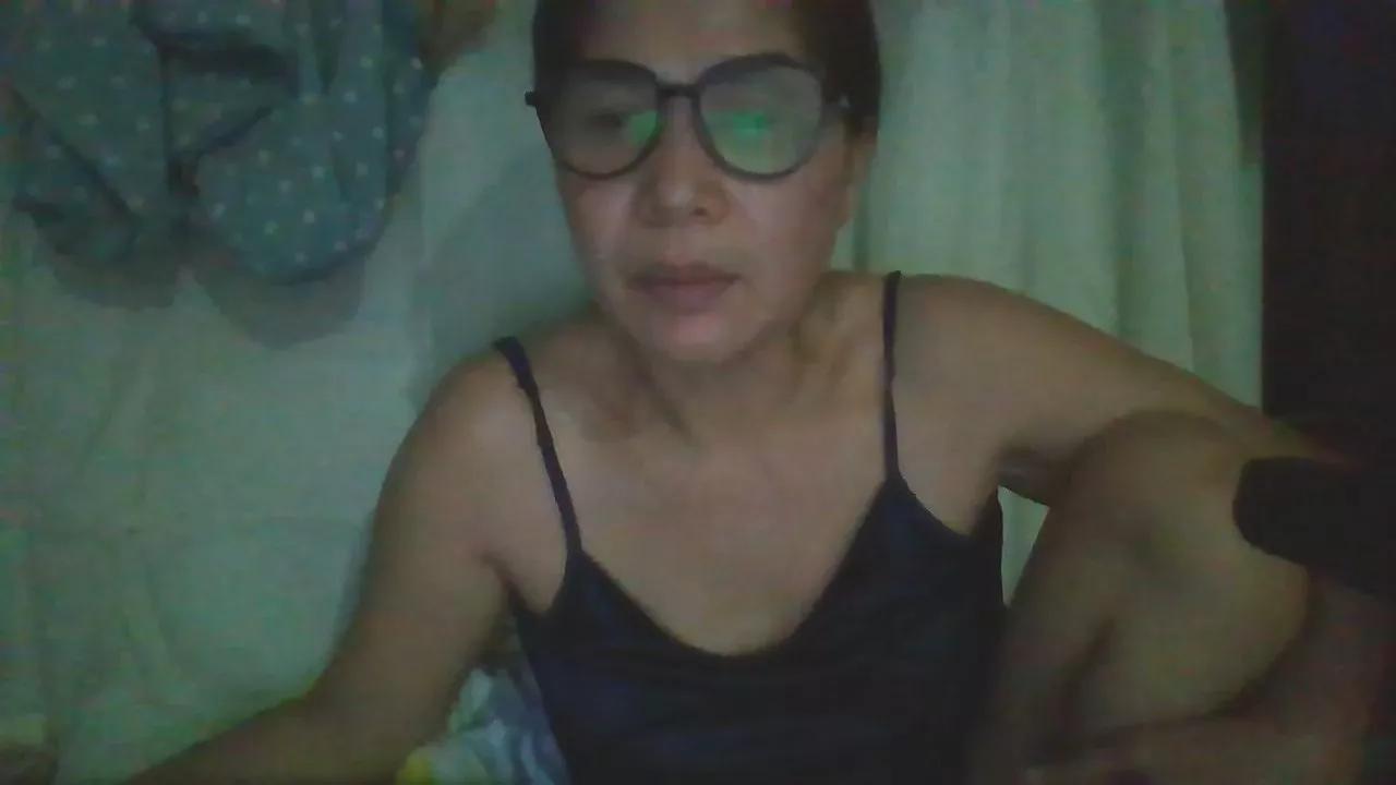 Sweetasian74 on Cam4 