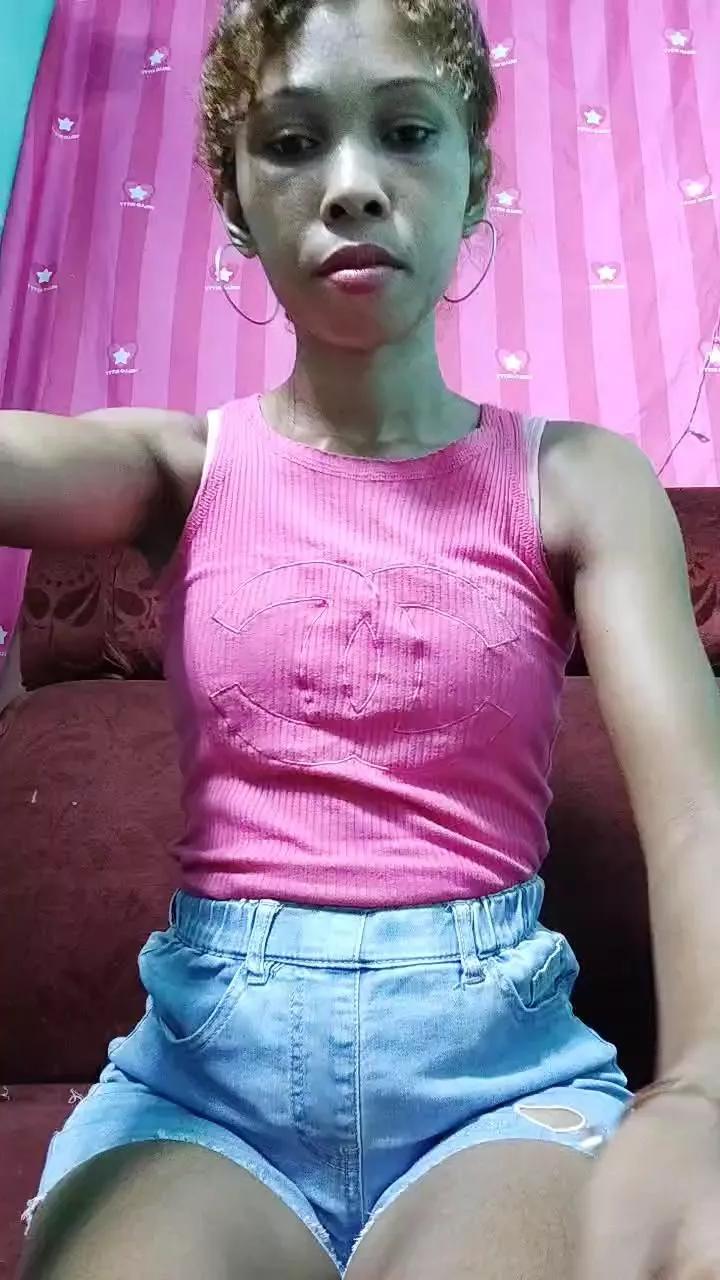 sweetfatpussyp3 on Cam4 