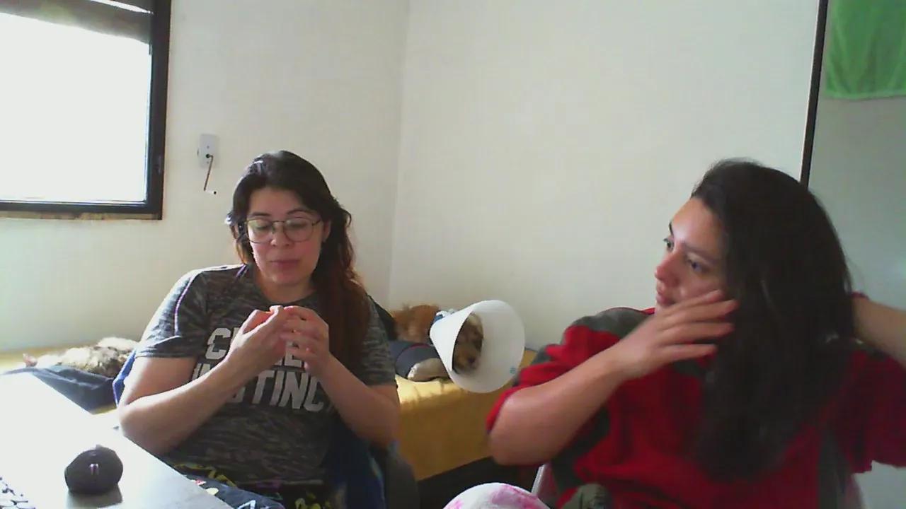 sweetredhota on Cam4 