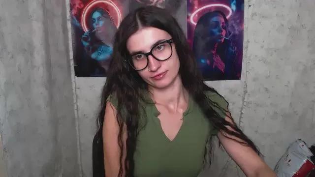 TaisaaHotg_ on Cam4