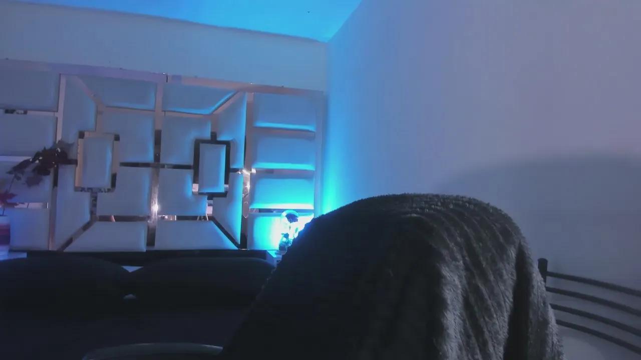 tamara_rouse1 on Cam4 