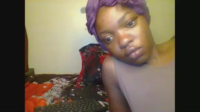 Tanaxha on Cam4 