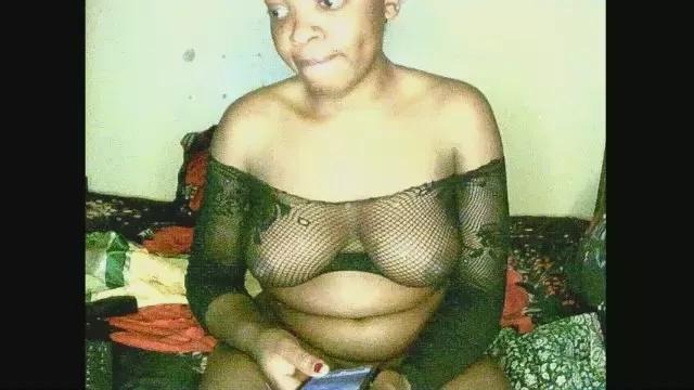 Tanaxha on Cam4 