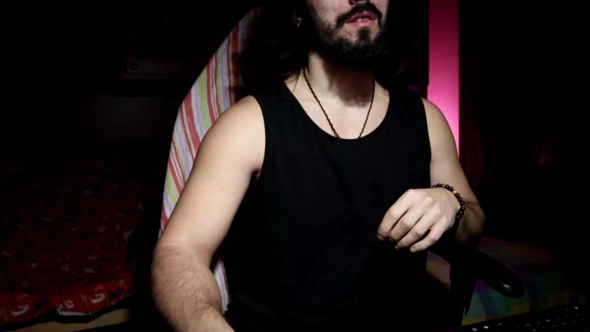 Tantra_Man_Yogi on Cam4 